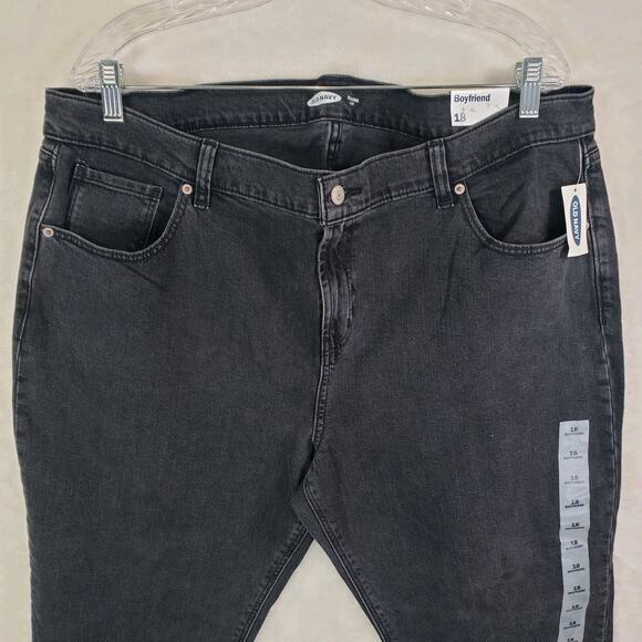 Old Navy Women’s Mid-Rise Boyfriend Straight Black Jeans Size 18 Stretch - Picture 2 of 8
